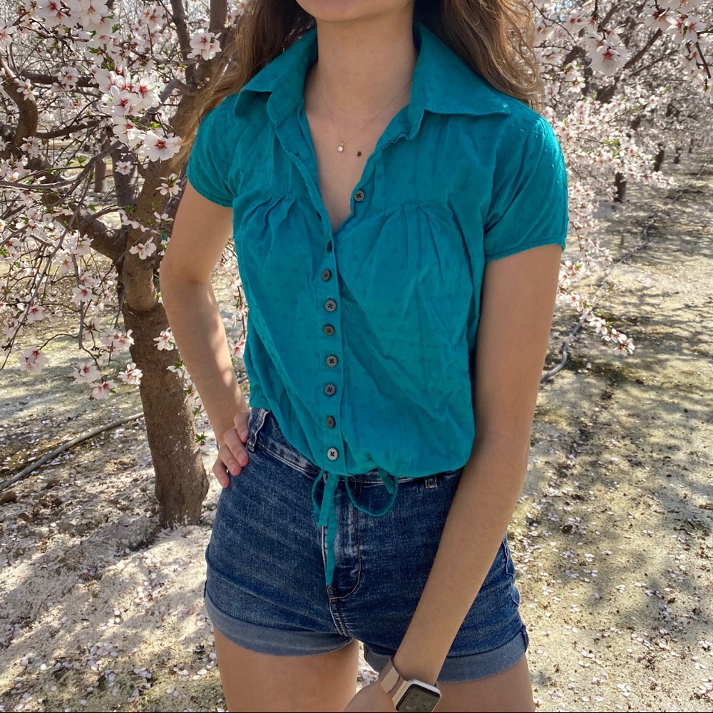 Tie-Front Crop Top